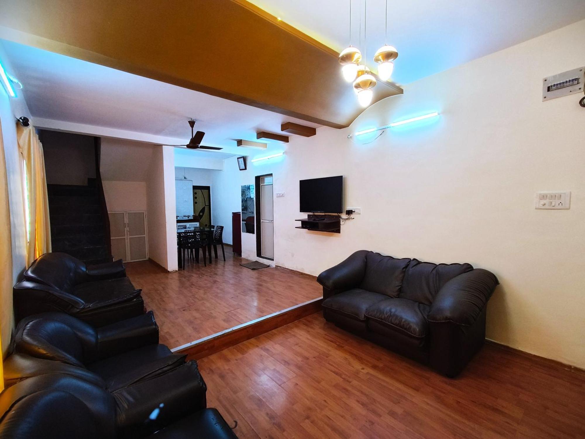 Villa Crescent Homes