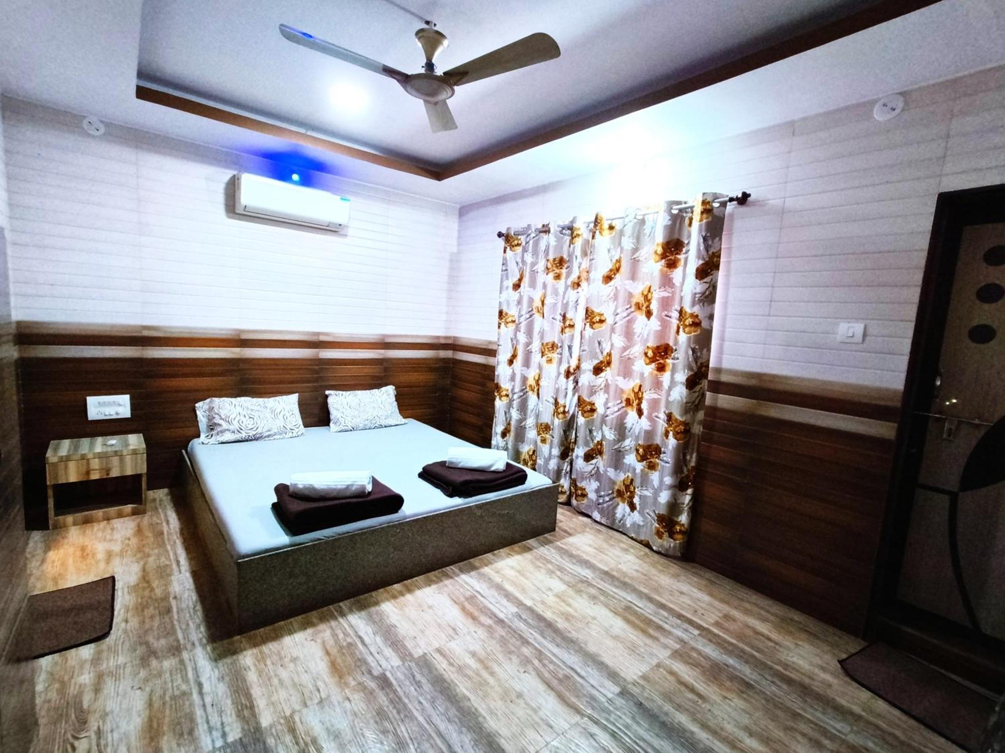 Crescent Homes Villa Panchgani